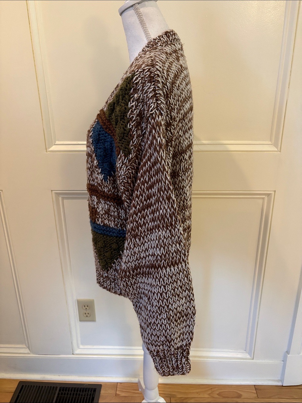 Cozy Brown Multi-Accent V-Neck Button Cardigan - Picture 5 of 7